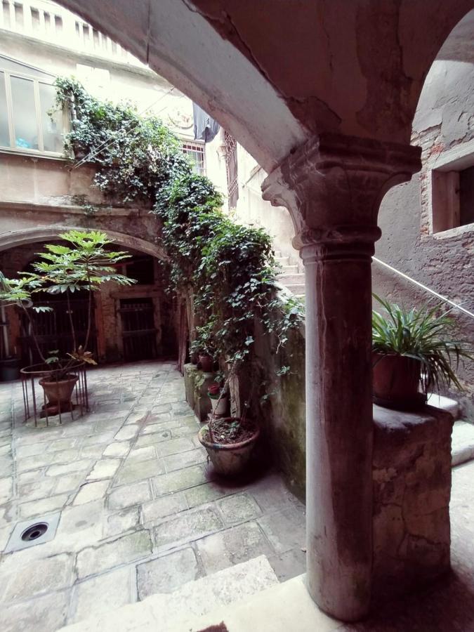 Ca' Spezier Hotel Venice Exterior photo